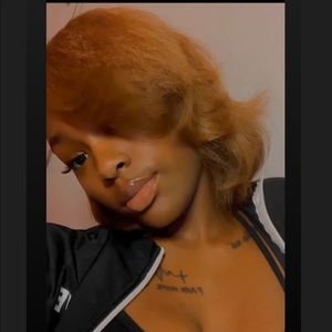 Meet your Posher, Symone